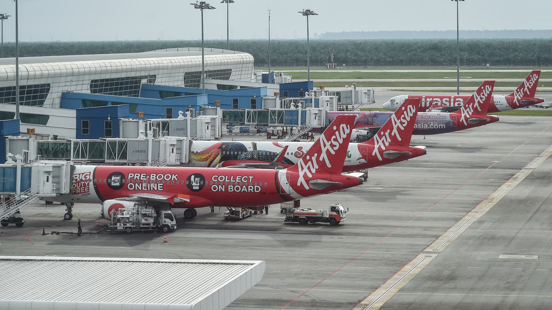 AirAsia unit heads for Nasdaq listing after SPAC deal [Video]