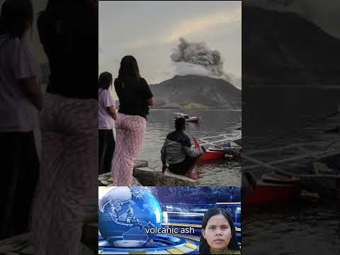 Indonesia volcano: thousands evacuated amid spreading ash and tsunami fears [Video]