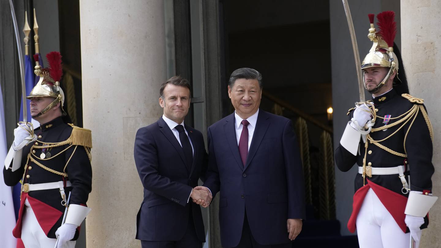 Macron puts trade and Ukraine as top priorities as China’s Xi opens European visit in France  WFTV [Video]