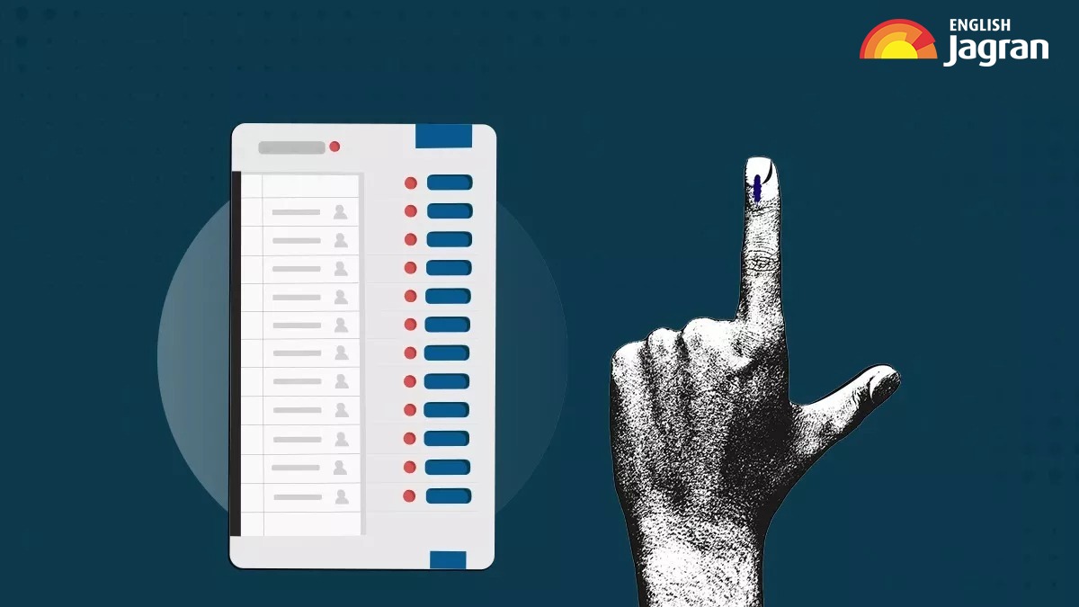 Karnataka Lok Sabha Polls 2024 LIVE: 54.20% Turnout Recorded So Far; Ex-CMs Basavaraj Bommai, Jagadeesh Shettar In Fray [Video]