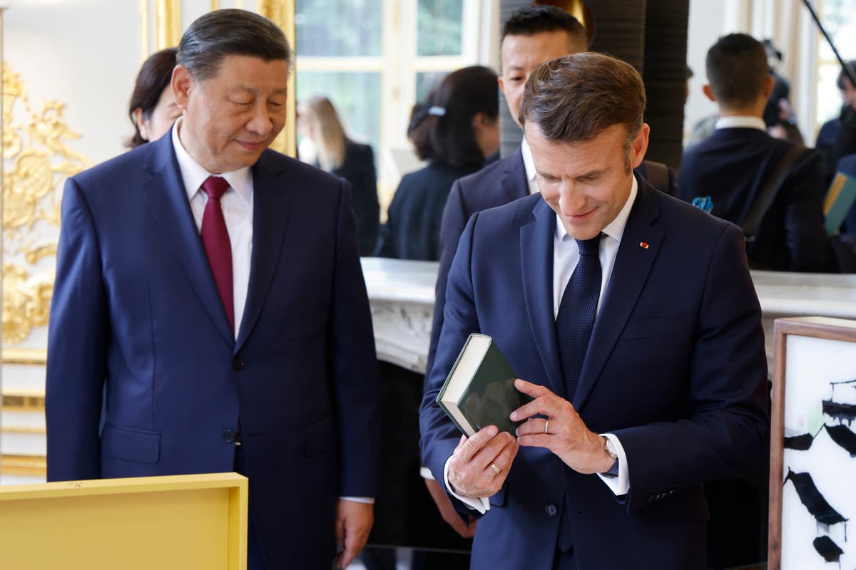 Watch: Chinas Xi Jinping meets with President Macron in France after Ministry of Defence cyberattack [Video]