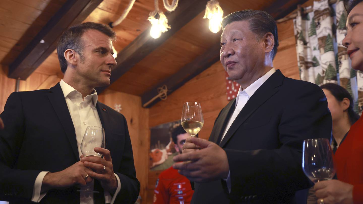 Chinese leader Xi visits the French Pyrenees in a personal gesture by Macron  WFTV [Video]