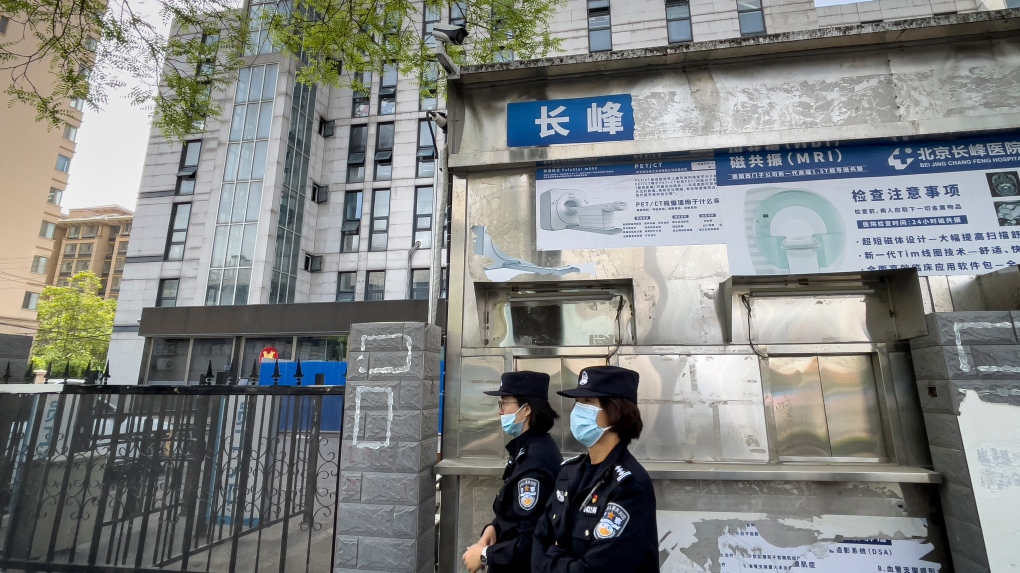 Knife attack at Chinese hospital kills 2 people and injures 21 [Video]