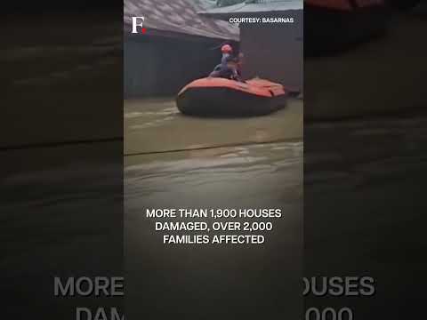 Indonesia: Rain-Triggered Floods & Landslides Kill 14 | Subscribe to Firstpost [Video]