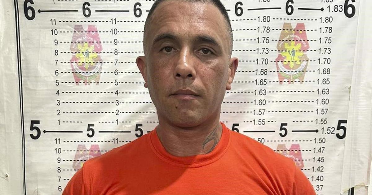 Philippines arrests Australian suspect, reportedly the father of a rugby star, for drugs trafficking [Video]