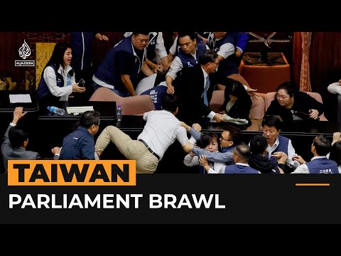 Scenes of chaos as Taiwan parliament brawl escalates into the night | Al Jazeera Newsfeed [Video]