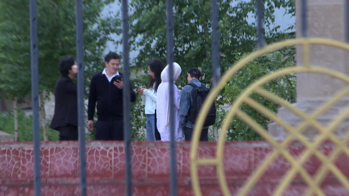 Students Leave Kyrgyzstan In Wake Of Anti-Foreigner Mob Violence [Video]