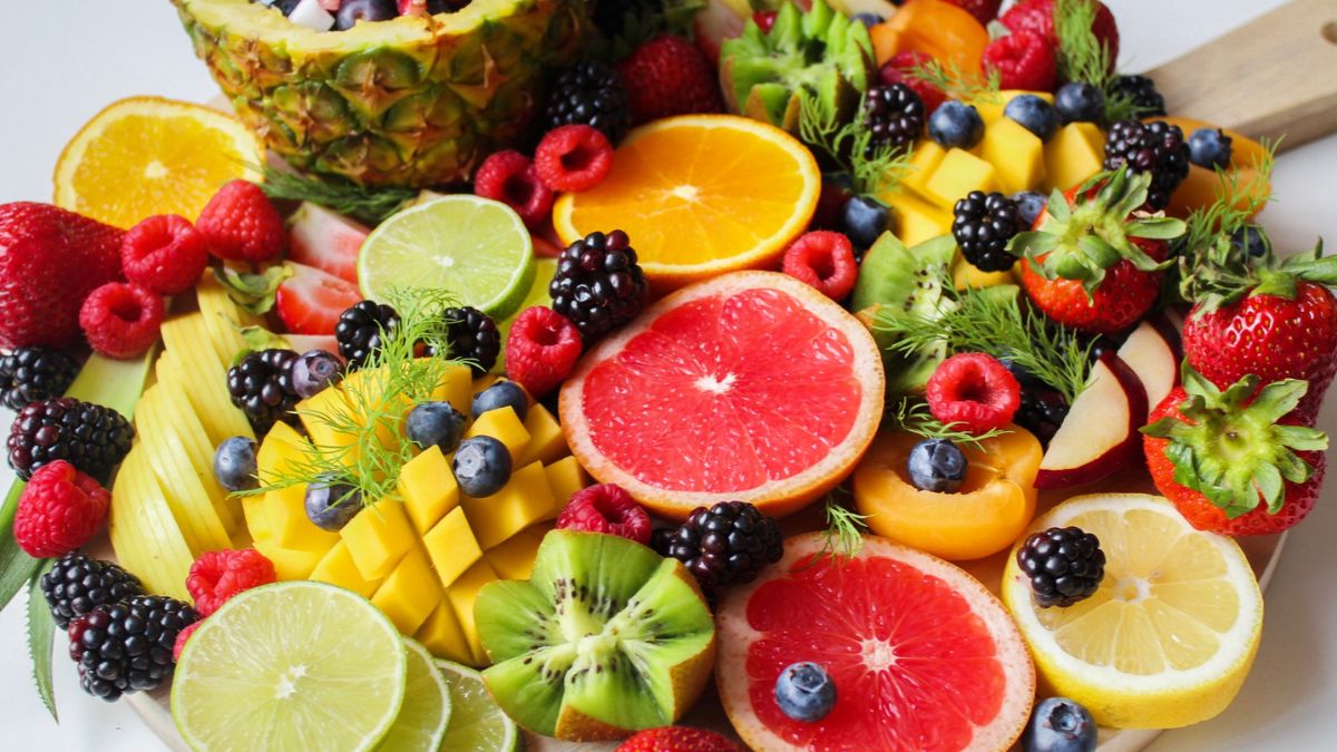 5 Fruits With Low Sugar Content To Consume In Your Breakfast Meals [Video]