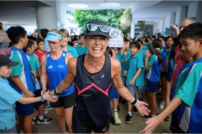 Australian ultramarathoner sets record for fastest crossing of Malaysia [Video]